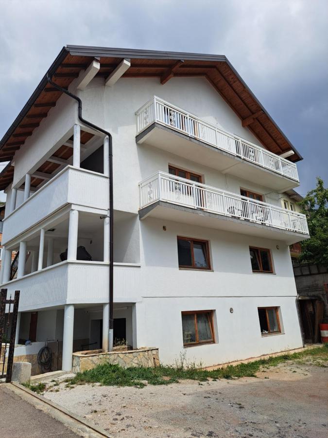 Apartments Neyla SJJ Extérieur photo