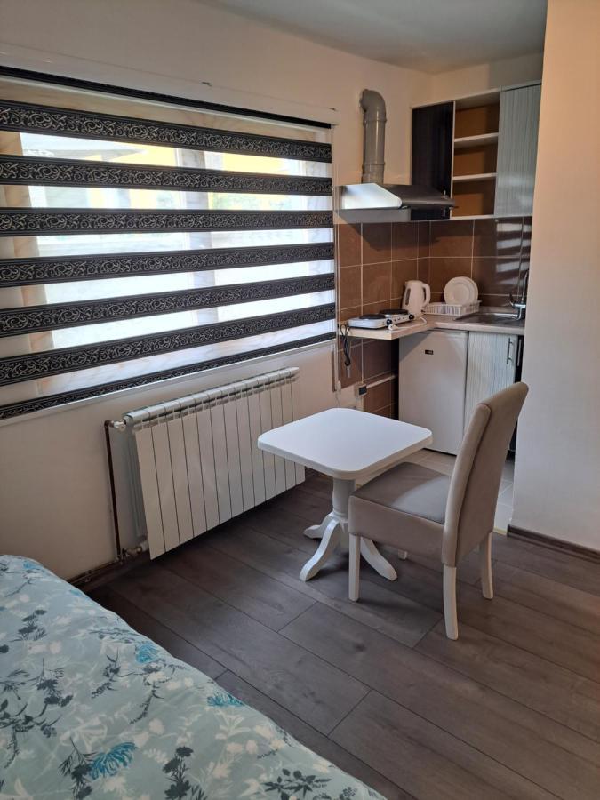 Apartments Neyla SJJ Extérieur photo