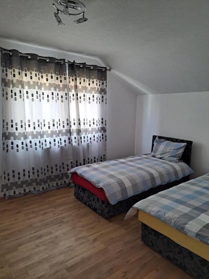 Apartments Neyla SJJ Extérieur photo
